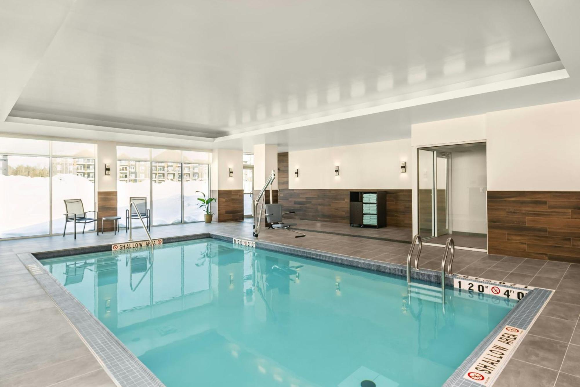 Fairfield By Marriott Inn & Suites Gravenhurst Muskoka 外观 照片